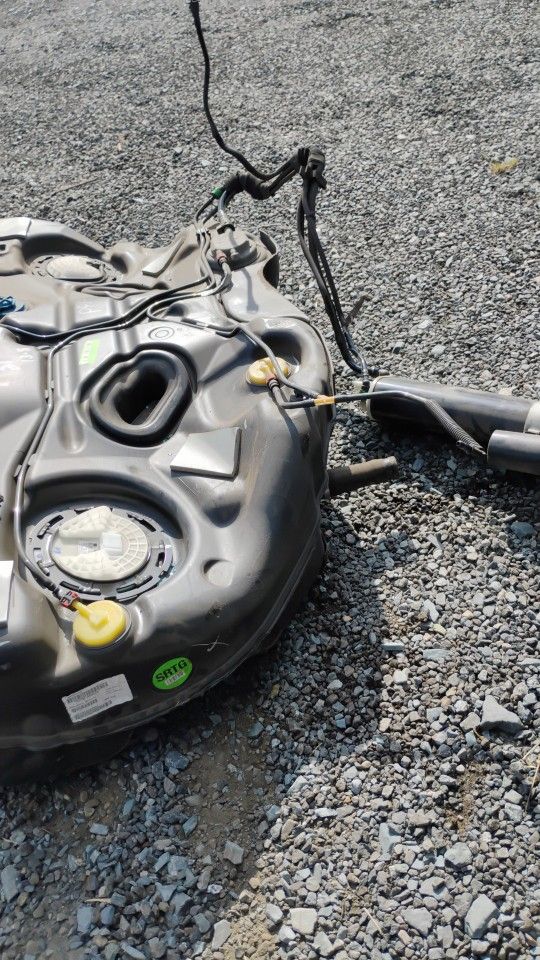 Dodge Charger SRT Fuel Tank, EVAP, Both Fuelpumps