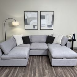 New In Box 5 Piece Modular Comfy Cloud Sectional - Light Gray