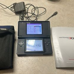 Nintendo DS lite 