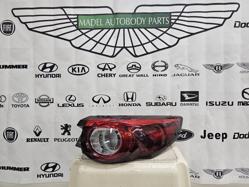 2016-2023 MAZDA CX9 CX-9 TAIL LIGHT OEM- RIGHT PASSENGER SIDE 