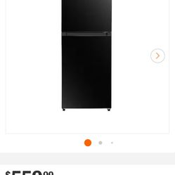 Magic Chef  Refrigerator 