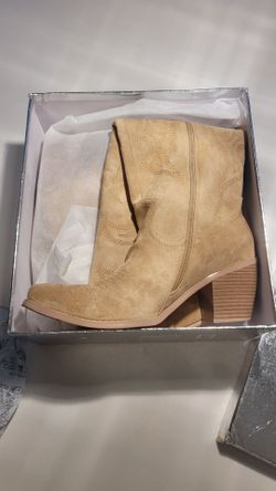 Women boots