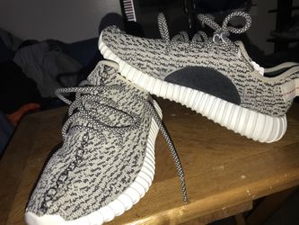 Yeeezy 350 turtle dove