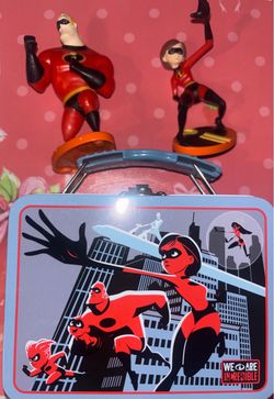 The Incredibles small Tin Lunch Box with Figures