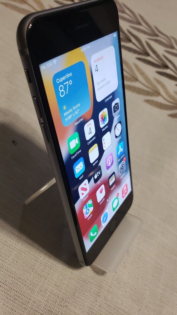 iPhone 7 Fully Unlocked No Iclouds Opened For All NETWORKS CARRIERS CLEAN