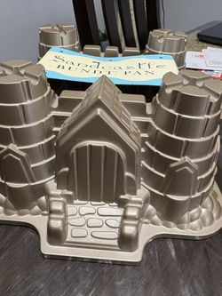 Sandcastle Bunt Pan New