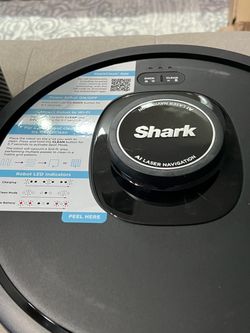 Shark AI Laser Navigation Robot Vacuum