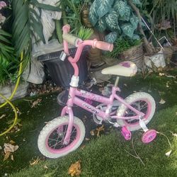 Bicicleta Para Nena Como Para 2 A  5 Añitos Es Pequenita