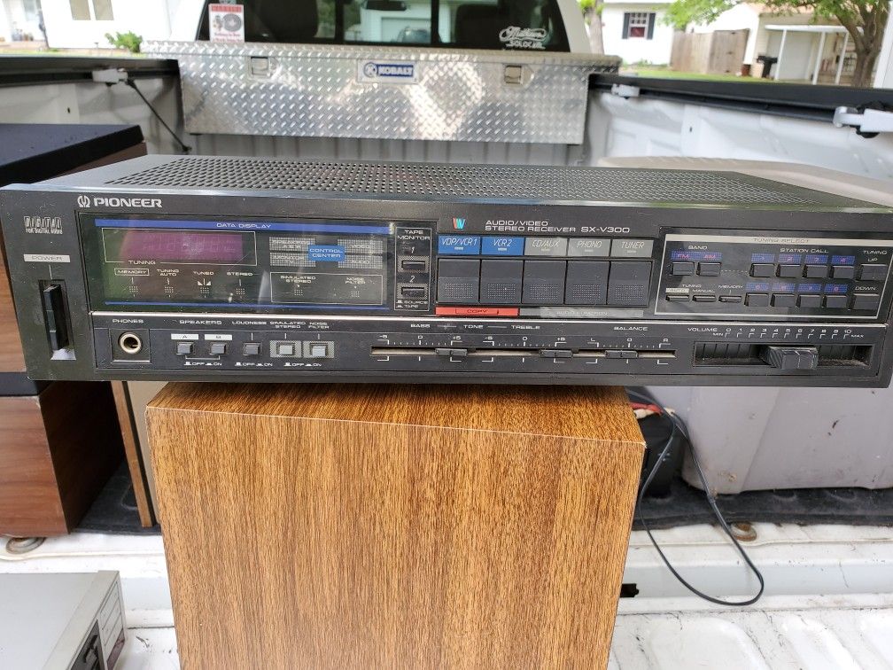 Pioneer AM/FM Stereo receiver SX-V300