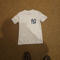 Boys XL Yankees Babe Ruth Jersey 