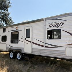 2014 jayco Flight 24ft travel Trailer