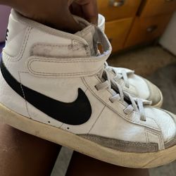 Nike Blazer Mid '77 High-Top sneakers