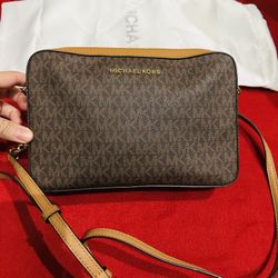 Mk Crossbody 
