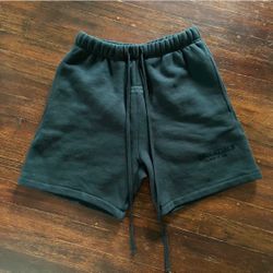 Men’s Black Essential Shorts Size Xs