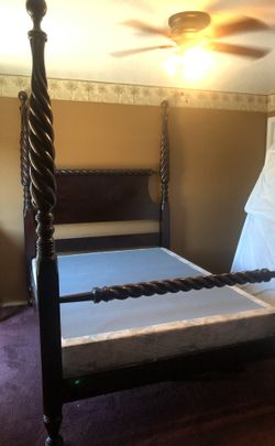 Queen bedroom set