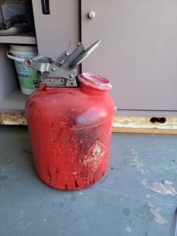 Gas can