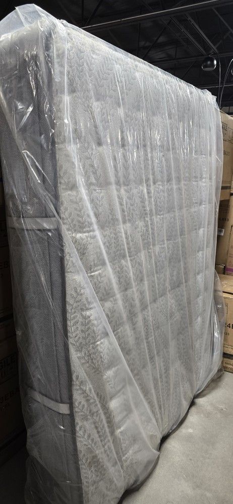 Queen Mattress Name Brand NEW