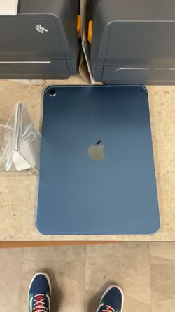 APPLE TABLET