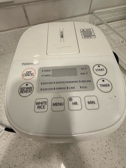 Personal size rice cooker