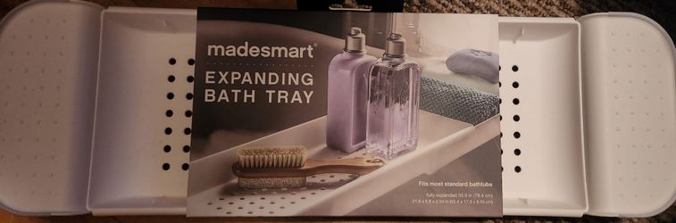 Bath tray  expands
