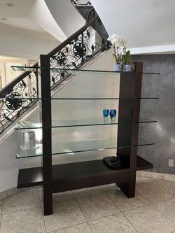 Solid wood display cabinet with glass shelves