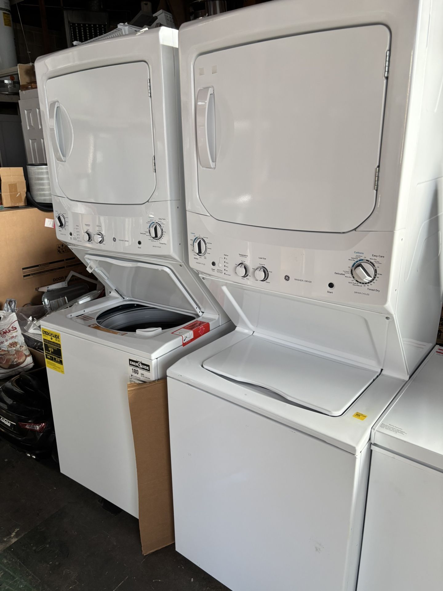3.8 cu. ft. Washer 5.9 cu. ft. Gas Dryer Combo in White
