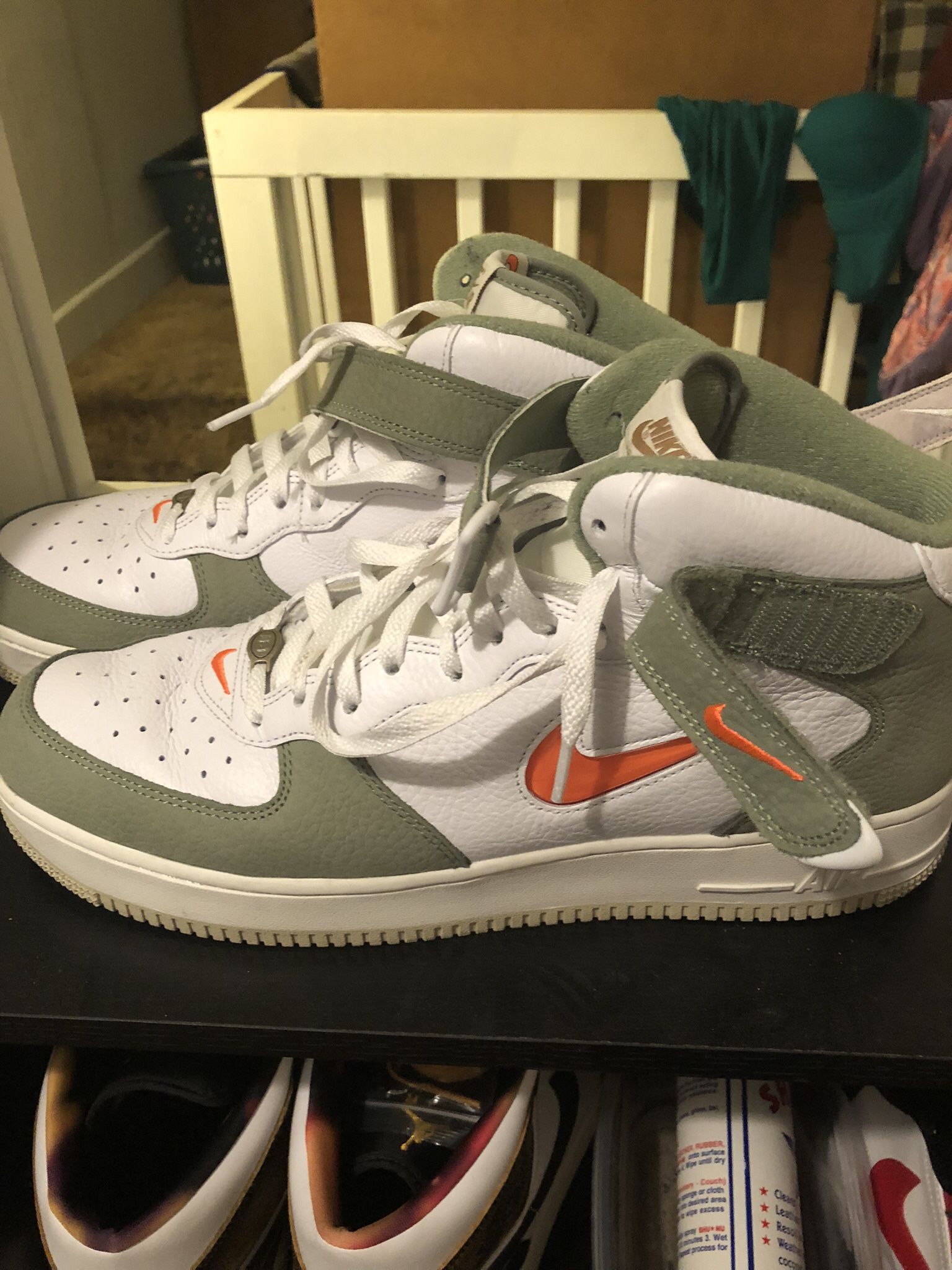 Customs Air Force 1 Shoes Painted The Kansas City Chiefs Men’s Size 11  Brand New Never Worn for Sale in Boulder City, NV - OfferUp