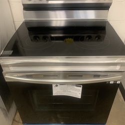 New Scratch And Dent Samsung Electric Stove Stainless Steel 6 Months Warranty 
