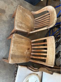 Jury chairs
