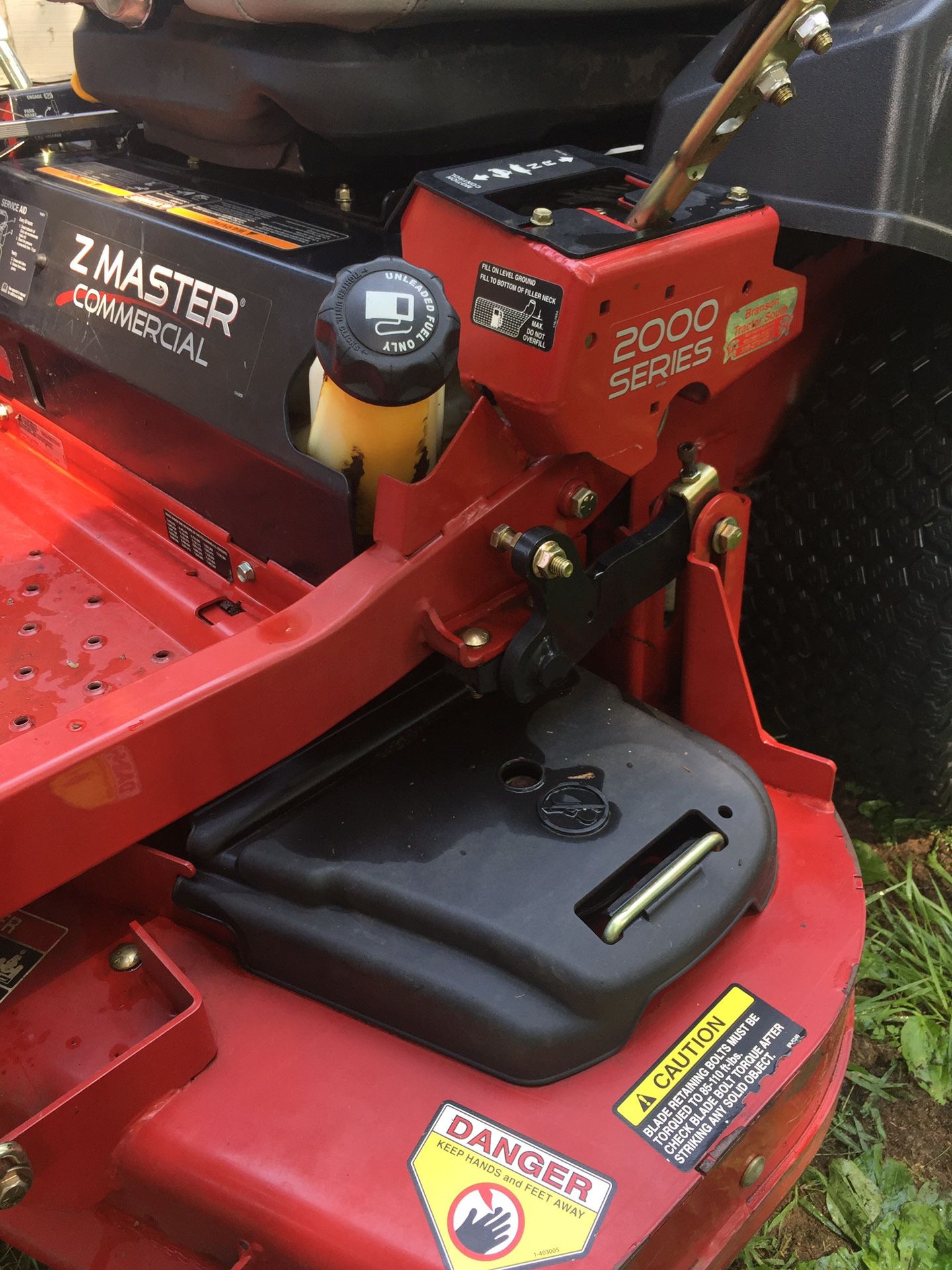 Toro Z Master Commercial Riding Mower 256 Hours for Sale in Greensboro