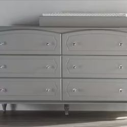 Nursery/Kids 6-Drawer Dresser w/Changing Table Topper - Dove Gray