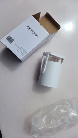 Cambridge Universal Bracket