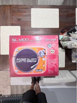 DJ Turn Table