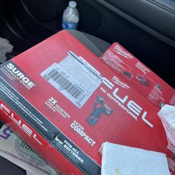 Milwaukee M12 FUEL SURGE 12V Lithium-Ion Brushless Cordless 1/4 in. Hex Impact Driver Compact Kit w/Two 2.0Ah Batteries, Bag