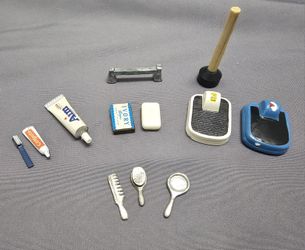 Vintage Dollhouse Miniatures Bathroom Acessories Set