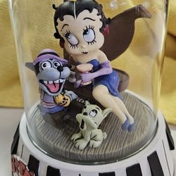 1995 Limited Edition Betty  Boop Handpainted Sculpture