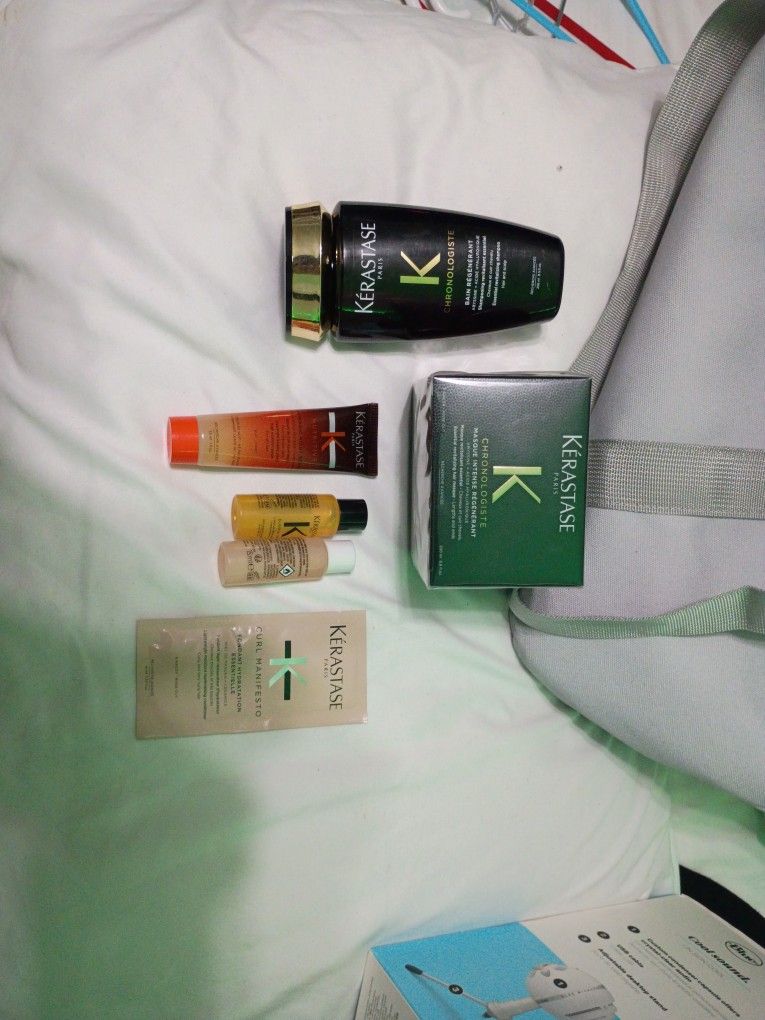 Kerastase Paris Chronologiste Hair And Scalp Repair  Set