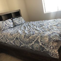 BEDROOM SET 