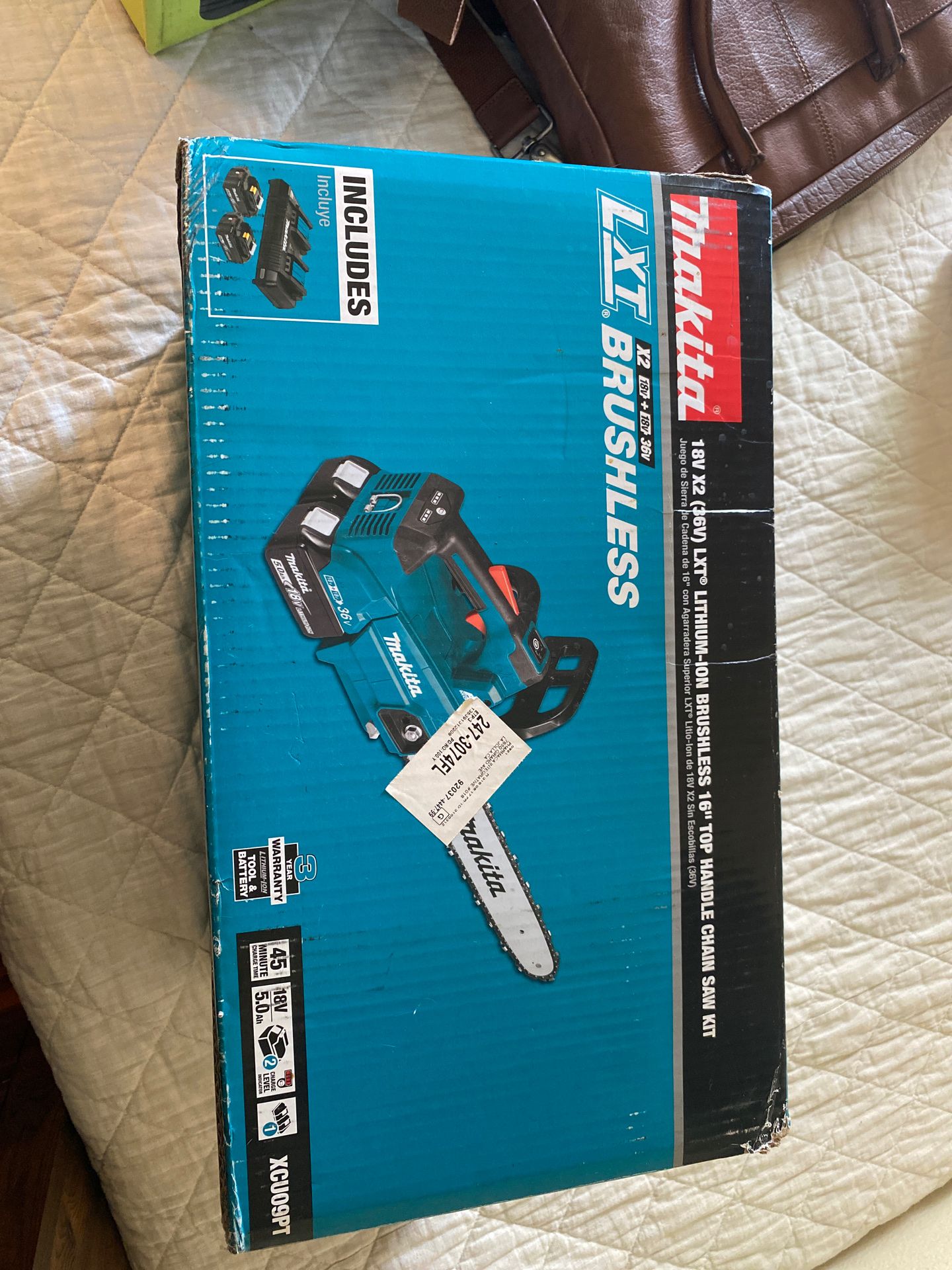 Makita 16” chainsaw kit