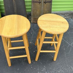 Wood Stool’s. (2)