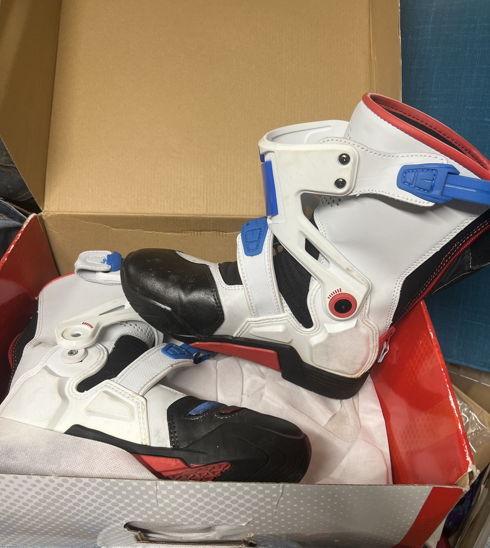 ICON BOOTS