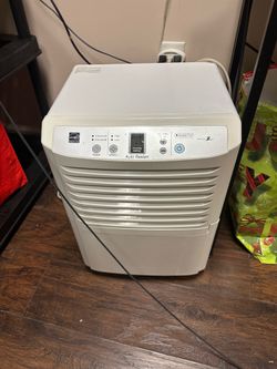 Dehumidifier like new