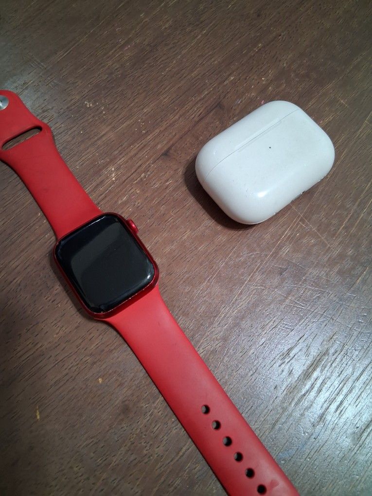 Apple Watch And Airpods Pro