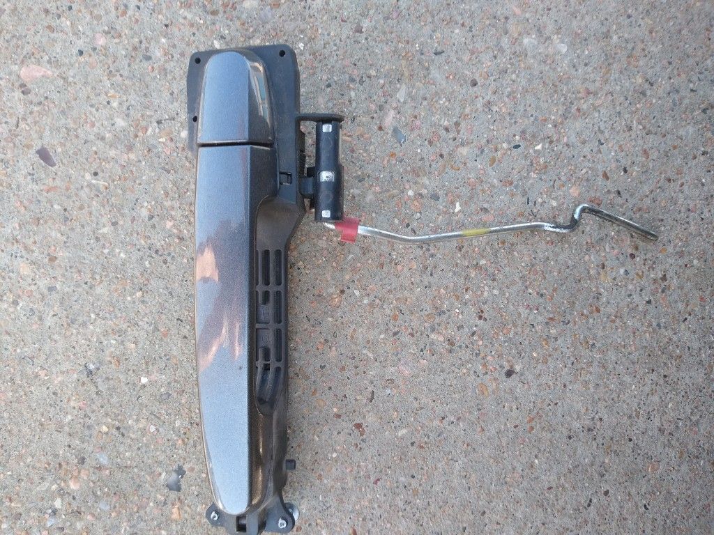 2004-2009 Toyota Prius Front Right Side Outer Outside Door Handle 

