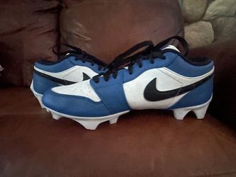 Jordan 1 low TD football cleats. Mens size 9.5