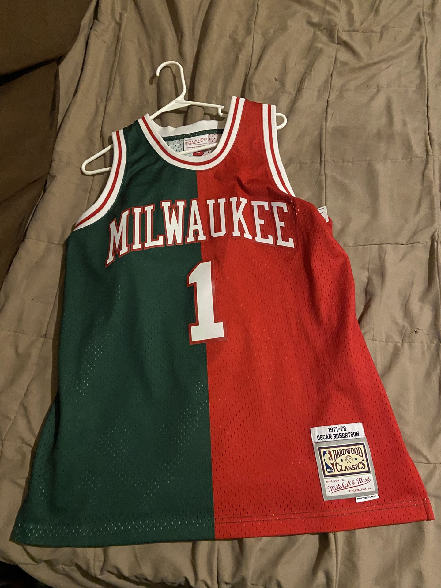 Men Classic Jersey