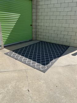 Gray ikea rug like new condition super clean