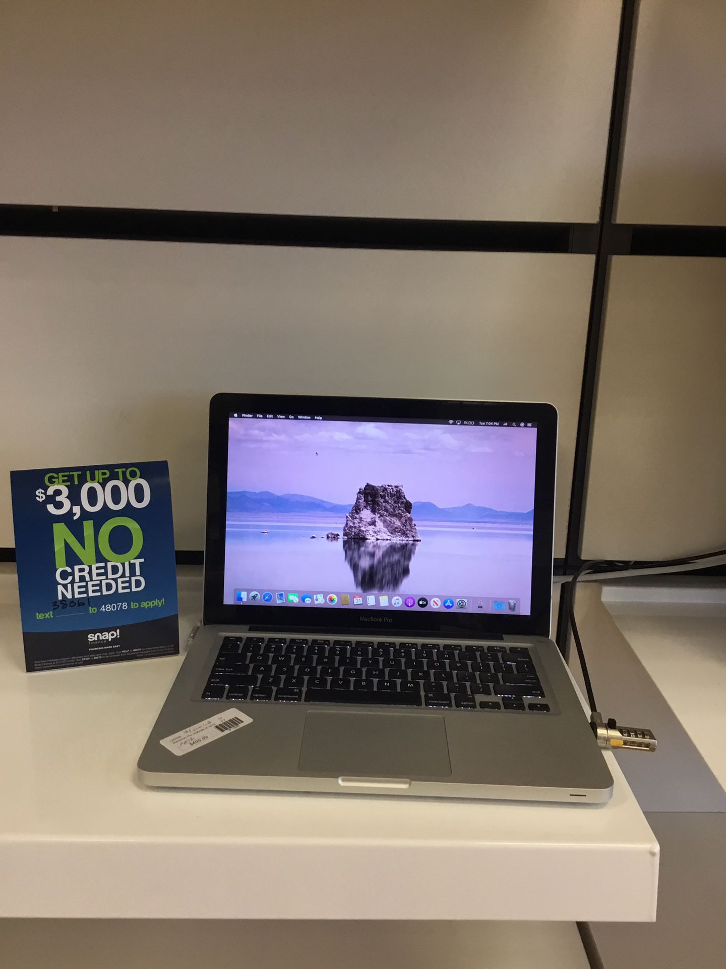 13” MacBook Pro i5 & 121gb SSD in excellent condition