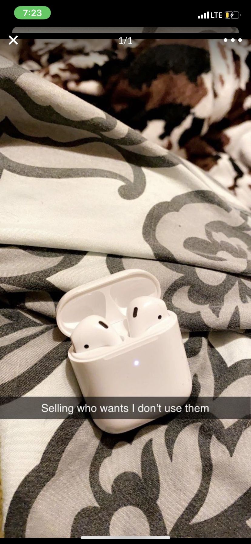 AirPods 2nd gen wireless charging case