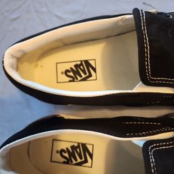 AUTHENTIC Size 9 1/2 VANS 